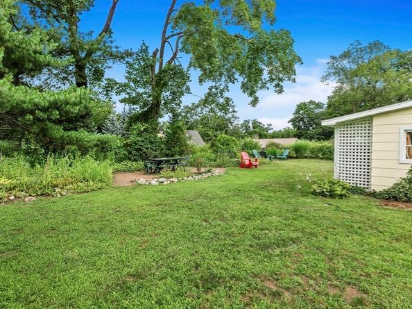 62 Crest St, Concord MA 01742