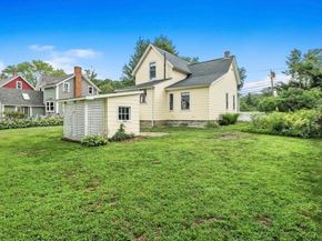 62 Crest St, Concord MA 01742