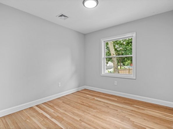 48 Lansing Rd, Lynn MA 01904