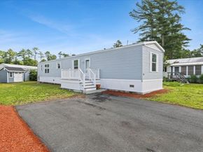 132 Queen Dr, Wareham MA 02576