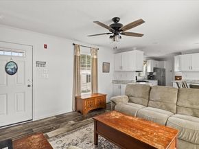132 Queen Dr, Wareham MA 02576