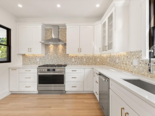 94 Lexington St, Watertown MA 02472
