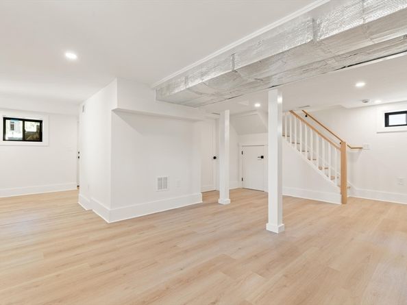 94 Lexington St, Watertown MA 02472