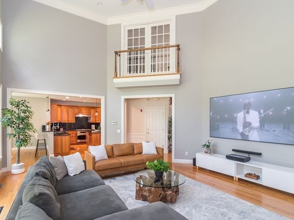 169 Claybrook Road, Dover MA 02030