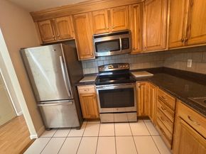 11 Weld St 37, Framingham MA 01702