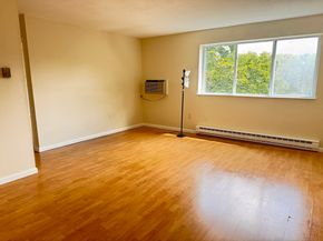 11 Weld St 37, Framingham MA 01702