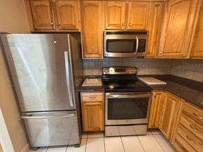 11 Weld St 37, Framingham MA 01702