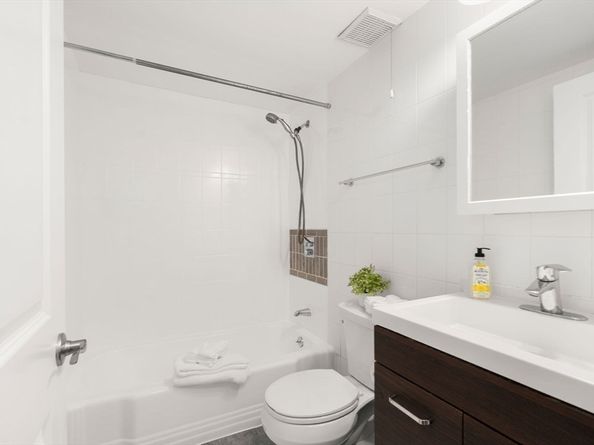 15 Francis 33, Brookline MA 02446