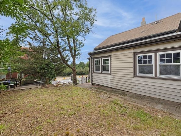 494 Salem St, Malden MA 02148