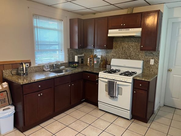 796 Broadway, Chelsea MA 02150
