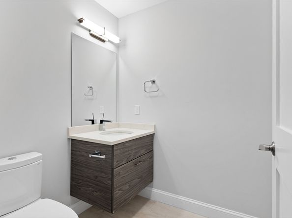771 Harrison Ave 6G, Boston MA 02118