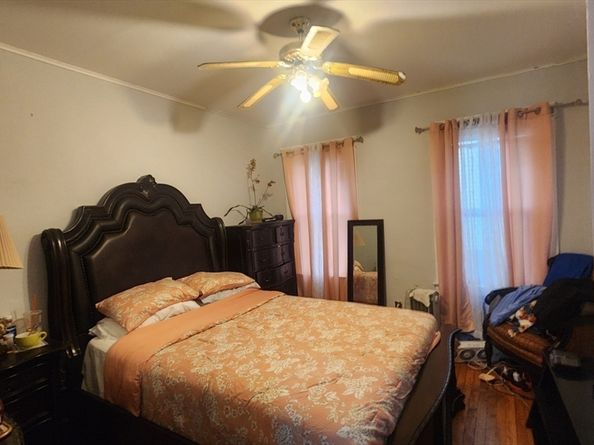 42 Bridgeport St, Worcester MA 01604