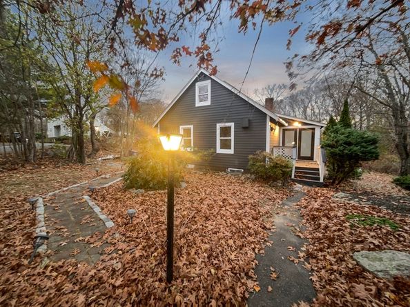 8 Wyman Ave, Salem MA 01970