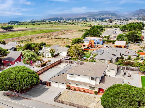 415 Kelly Avenue, Half Moon Bay CA 94019
