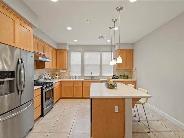 106 Lemmon Terrace, Sunnyvale CA 94086