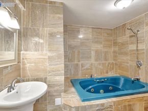 2036 E 20th Street, Oakland CA 94606