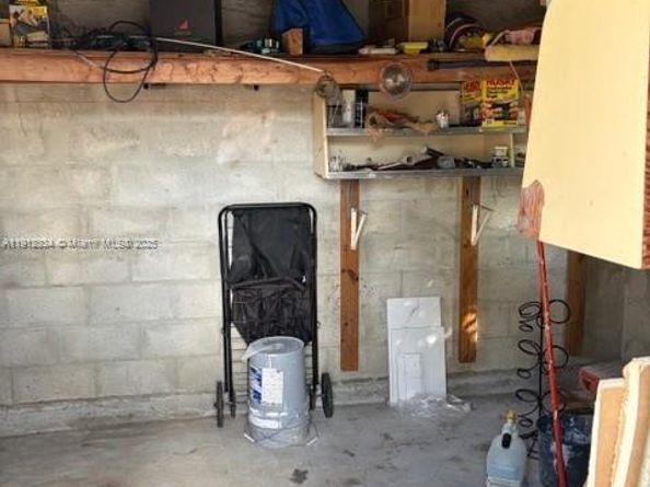 Undisclosed Address #A11912334, Miami FL 33145