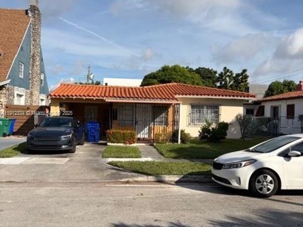 Undisclosed Address #A11912334, Miami FL 33145