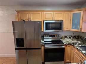 13500 NE 3rd Ct 423, North Miami FL 33161