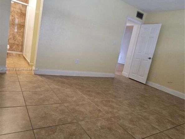 13500 NE 3rd Ct 423, North Miami FL 33161