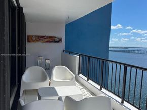 1581 Brickell Ave 2005, Miami FL 33129