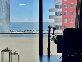 1581 Brickell Ave 2005, Miami FL 33129