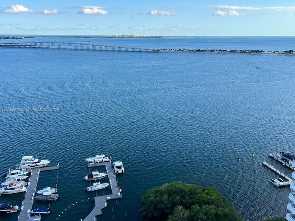 1581 Brickell Ave 2005, Miami FL 33129