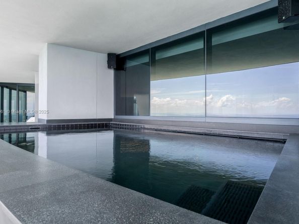 18555 Collins Ave PH1, Sunny Isles Beach FL 33160