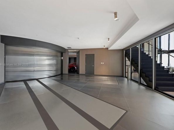 18555 Collins Ave PH1, Sunny Isles Beach FL 33160