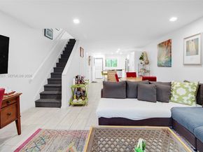 1000 NW N River Dr 20, Miami FL 33136