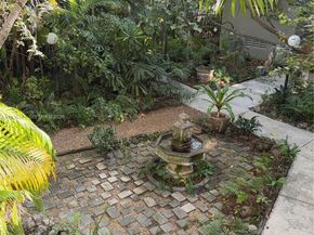 1000 NW N River Dr 20, Miami FL 33136