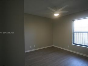 4698 NW 22nd St 4248, Coconut Creek FL 33063