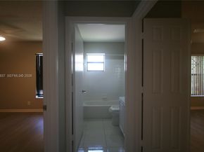 4698 NW 22nd St 4248, Coconut Creek FL 33063