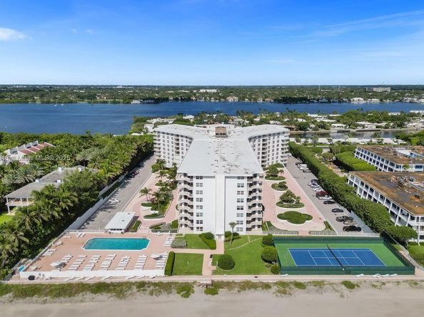 2295 S Ocean Blvd 505, Palm Beach FL 33480