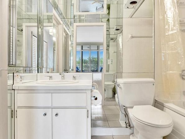2295 S Ocean Blvd 505, Palm Beach FL 33480