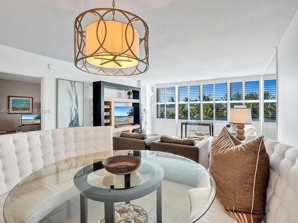 2295 S Ocean Blvd 505, Palm Beach FL 33480