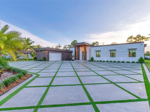 24650 SW 123rd Ave, Homestead FL 33032