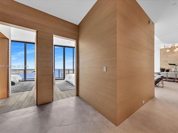 1300 S Miami Ave UPH2, Miami FL 33130