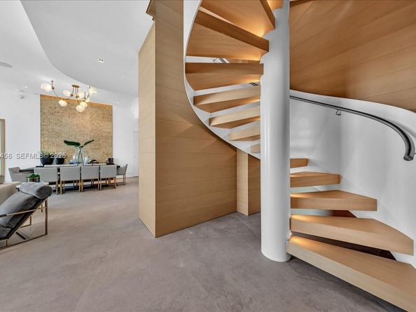 1300 S Miami Ave UPH2, Miami FL 33130