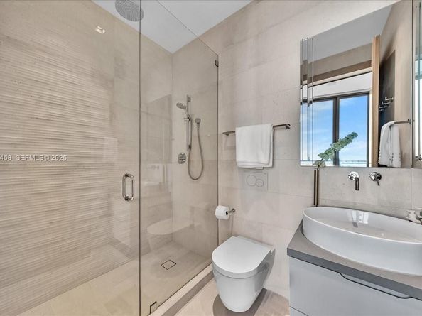 1300 S Miami Ave UPH2, Miami FL 33130