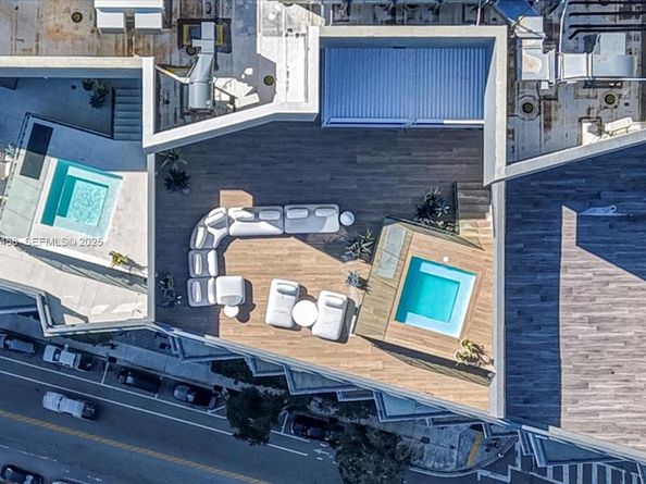 1300 S Miami Ave UPH2, Miami FL 33130