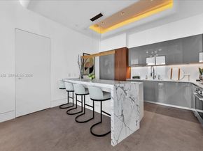 1300 S Miami Ave UPH2, Miami FL 33130