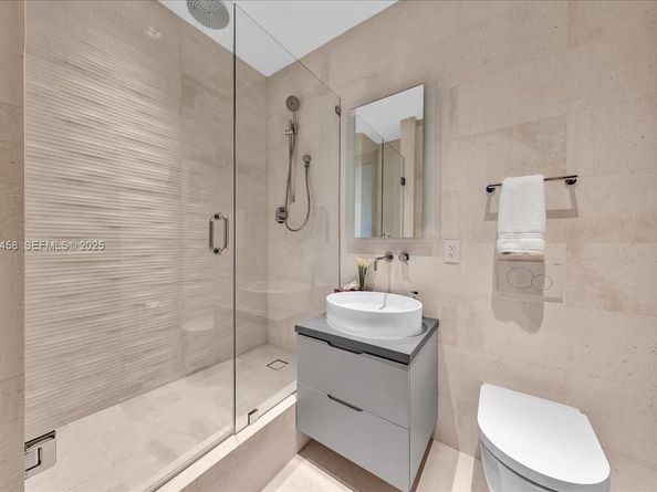 1300 S Miami Ave UPH2, Miami FL 33130