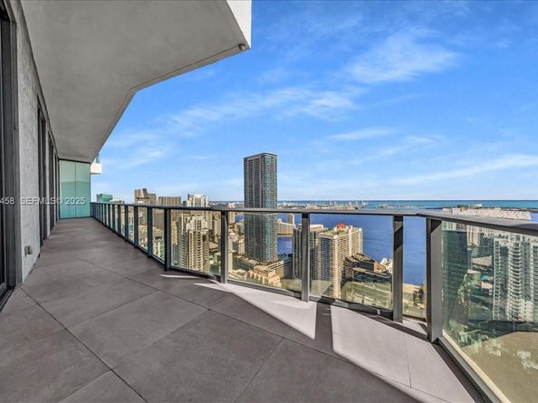 1300 S Miami Ave UPH2, Miami FL 33130