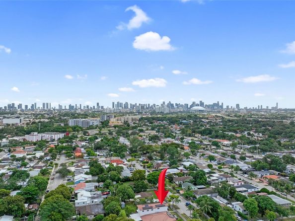 1851 NW 32nd Ave, Miami FL 33125
