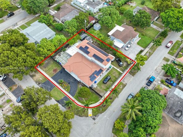 1851 NW 32nd Ave, Miami FL 33125