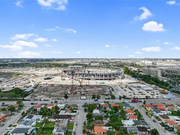 1851 NW 32nd Ave, Miami FL 33125