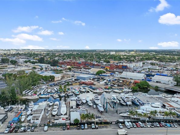 1851 NW 32nd Ave, Miami FL 33125