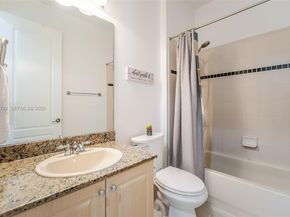 4414 Morgan Ln, Davie FL 33328