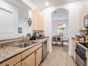 4414 Morgan Ln, Davie FL 33328